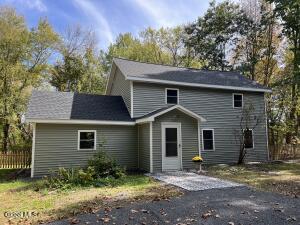 68 Orinsekwa Road Valatie, NY 12184