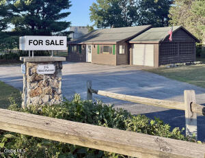 216 West Avenue Saratoga Springs, NY 12866