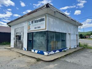 2 Saratoga Avenue Corinth, NY 12822