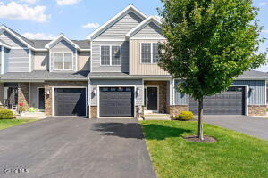 4 Stacey Way Troy, NY 12180