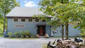 68 Castle Road Voorheesville, NY 12186