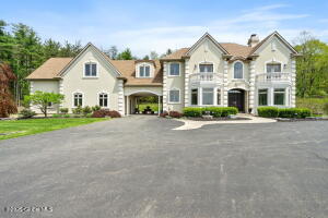 380-382 Lape Road Nassau, NY 12123