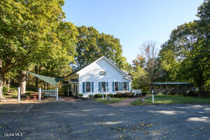 1011-1015 Hoosick Road Troy, NY 12180