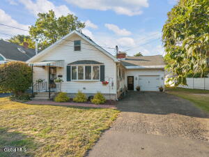 2101 Hollywood Avenue Schenectady, NY 12306