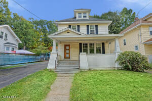 42 N Lake Avenue Troy, NY 12180