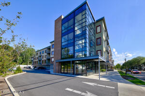 116 West Avenue Saratoga Springs, NY 12866