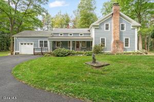947 Charlton Road Schenectady, NY 12302