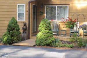 24 Balsam Crest Path Warrensburg, NY 12817