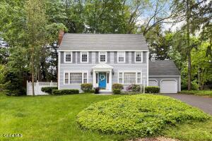 42 Pheasant Ridge Drive Loudonville, NY 12211