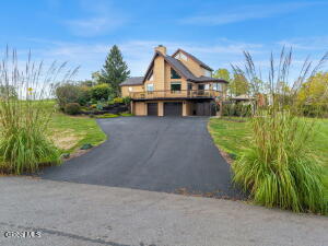 58 Briarwood Drive Athens, NY 12015