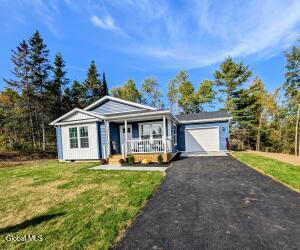 10 Colden Place Newcomb, NY 12852