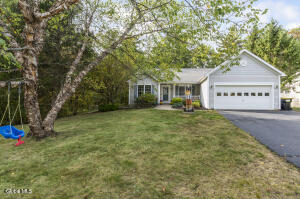 1143 Clute Crest Drive Schenectady, NY 12309