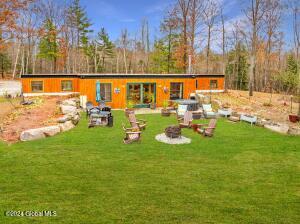 11 Maggie Dudley Road Crown Point, NY 12928