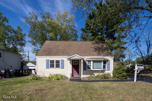 11 Luella Road Latham, NY 12110