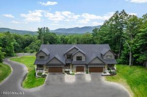 9 Hill Crest Lane Lake George, NY 12845