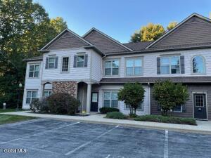 14 Lancaster Place Ballston Spa, NY 12020