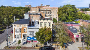 465 Madison Avenue Albany, NY 12210