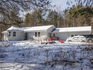 1769 Route 51 Hannacroix, NY 12087