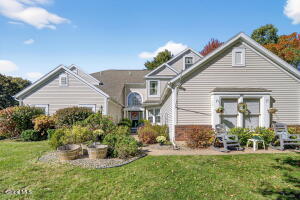 142 Killarney Drive Niskayuna, NY 12309