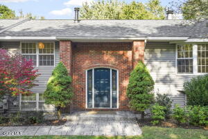 5 Mara Drive Rensselaer, NY 12144