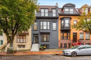 142 Chestnut Street Albany, NY 12210