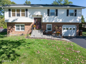 27 Bellevue Street Selkirk, NY 12158