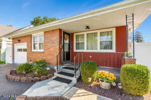 65 Rose Court Albany, NY 12209