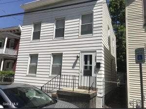 1305 Hutton Street Troy, NY 12180