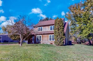 31 Suncrest Drive Halfmoon, NY 12188