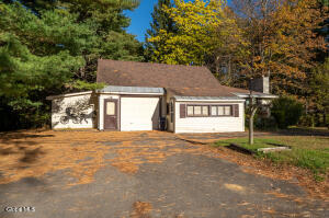 1557 County Highway 107 Amsterdam, NY 12010