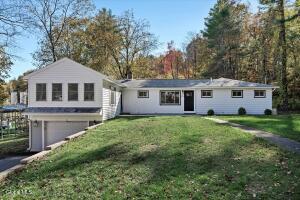 37 Greenwood Road Wynantskill, NY 12198