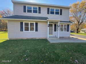 26 E Wiggand Drive Glenmont, NY 12077