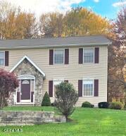 8 Red Maple Lane Clifton Park, NY 12065