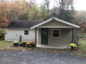 2185 Hoffman Lane Schenectady, NY 12306