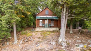 11 Clarence Russell Road Warrensburg, NY 12885