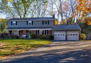 59 Valencia Lane Clifton Park, NY 12065