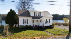 172 Lake Road Westerlo, NY 12023