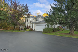 97 Killarney Drive Schenectady, NY 12309