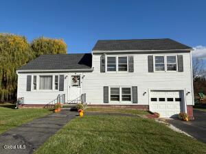 6 Sunset View Avenue Troy, NY 12180