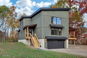 399 Snyders Corner Road Averill Park, NY 12018