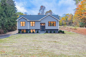 76 Reservoir Road Marlboro, NY 12542