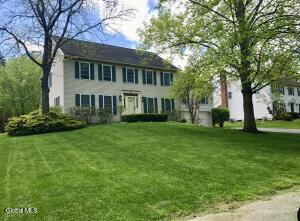 31 Journey Lane Glenmont, NY 12077