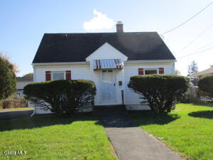 2542 Augustine Avenue Schenectady, NY 12306