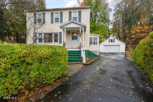 11 Lilac Lane Troy, NY 12180