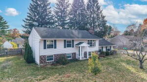 11 Worden Drive Saratoga Springs, NY 12866