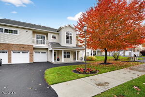 807 Vly Pointe Drive Schenectady, NY 12309