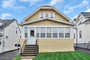 32 Bonheim Street Albany, NY 12204