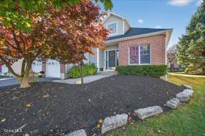 7 Cheshire Way Loudonville, NY 12211