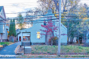 11 Vley Road Scotia, NY 12302