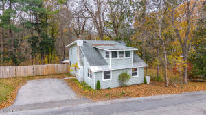 27 Eastside Drive Ballston Lake, NY 12019